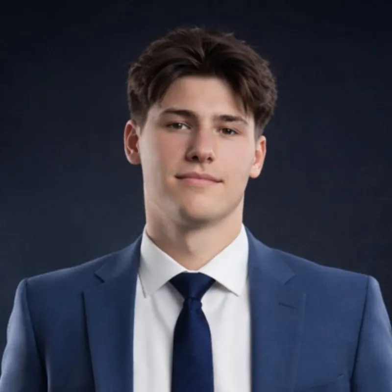 Portrait of Tristan Beley